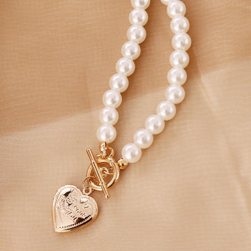 Love retro necklace