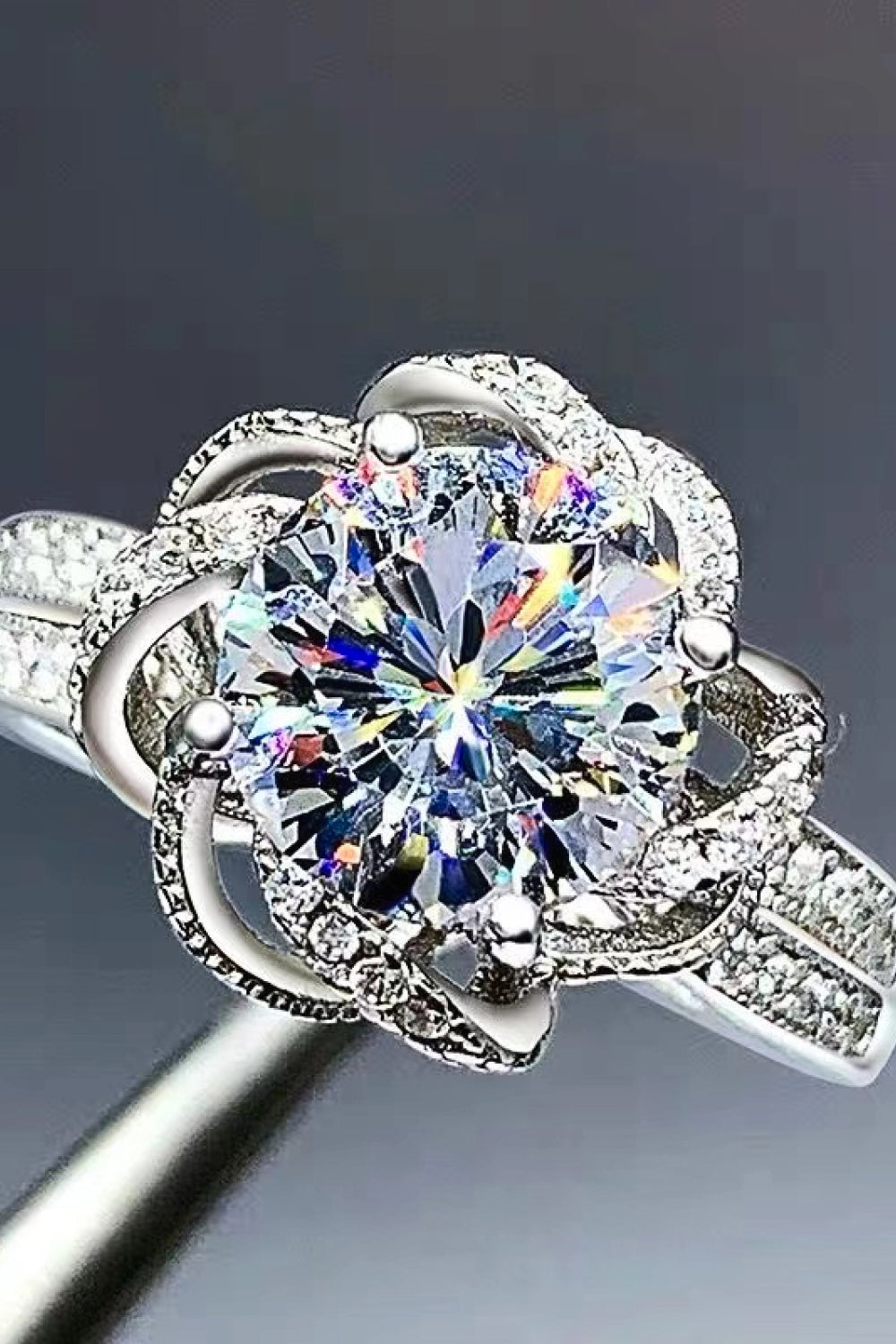 2 Carat Moissanite Floral Platinum-Plated Ring - razmas Shop